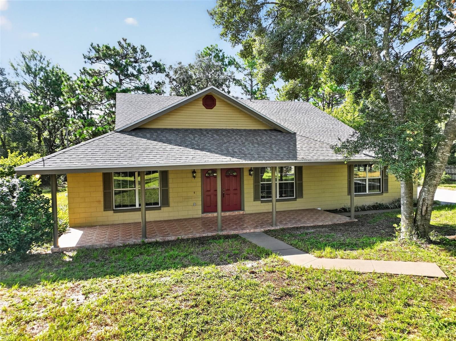 37130 County Road 439 Property Photo 1