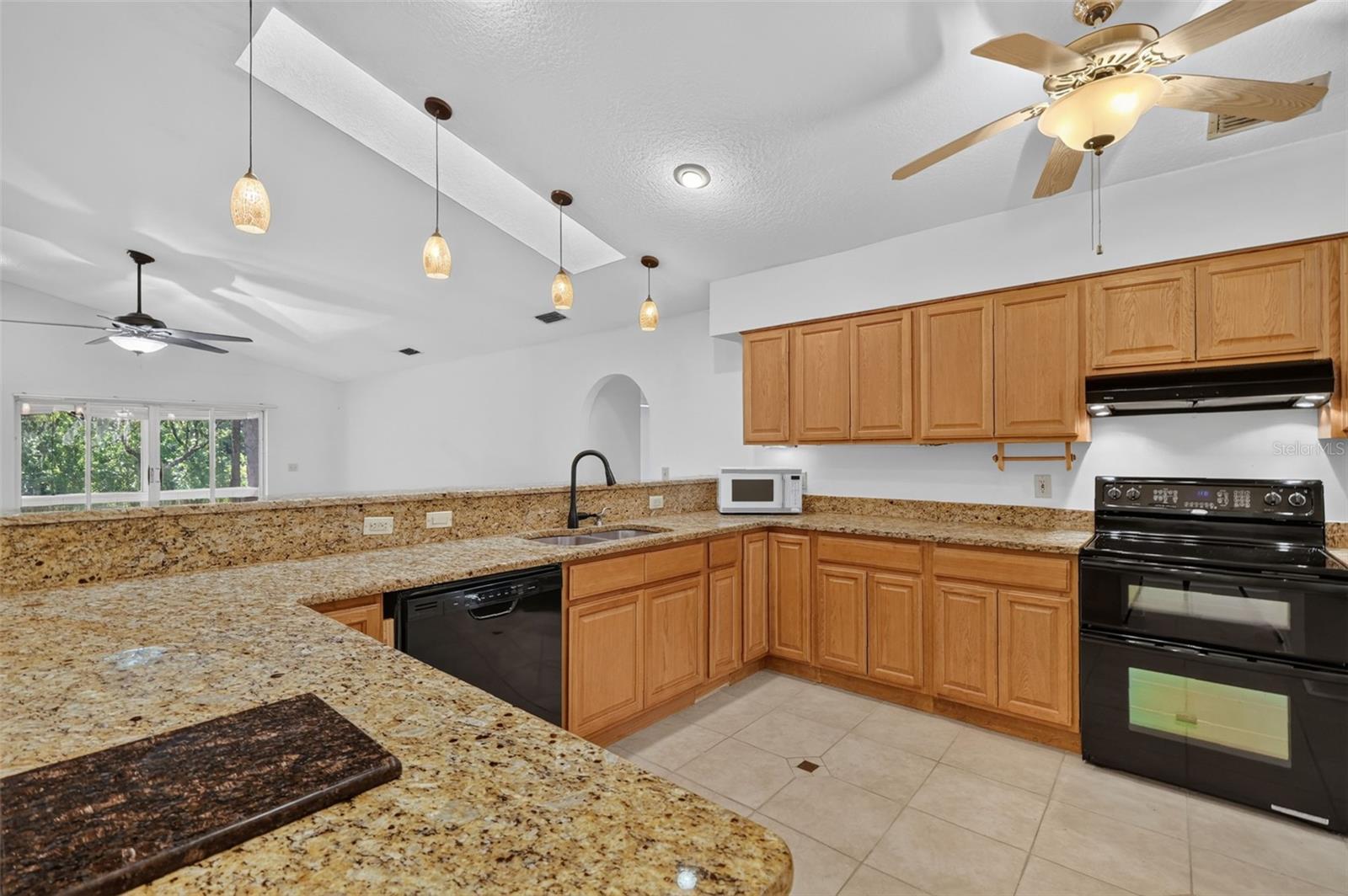 37130 County Road 439 Property Photo 4