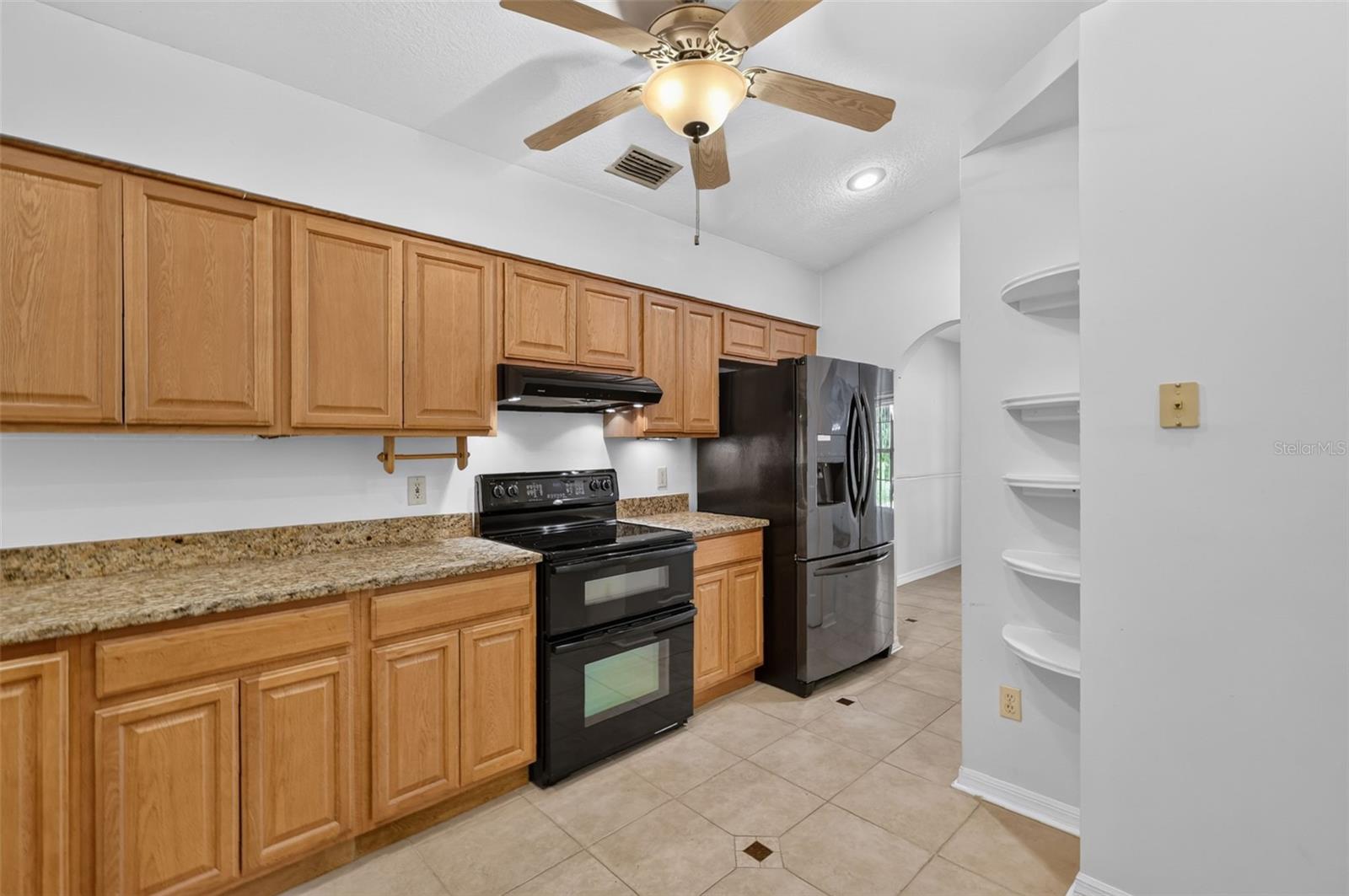 37130 County Road 439 Property Photo 6