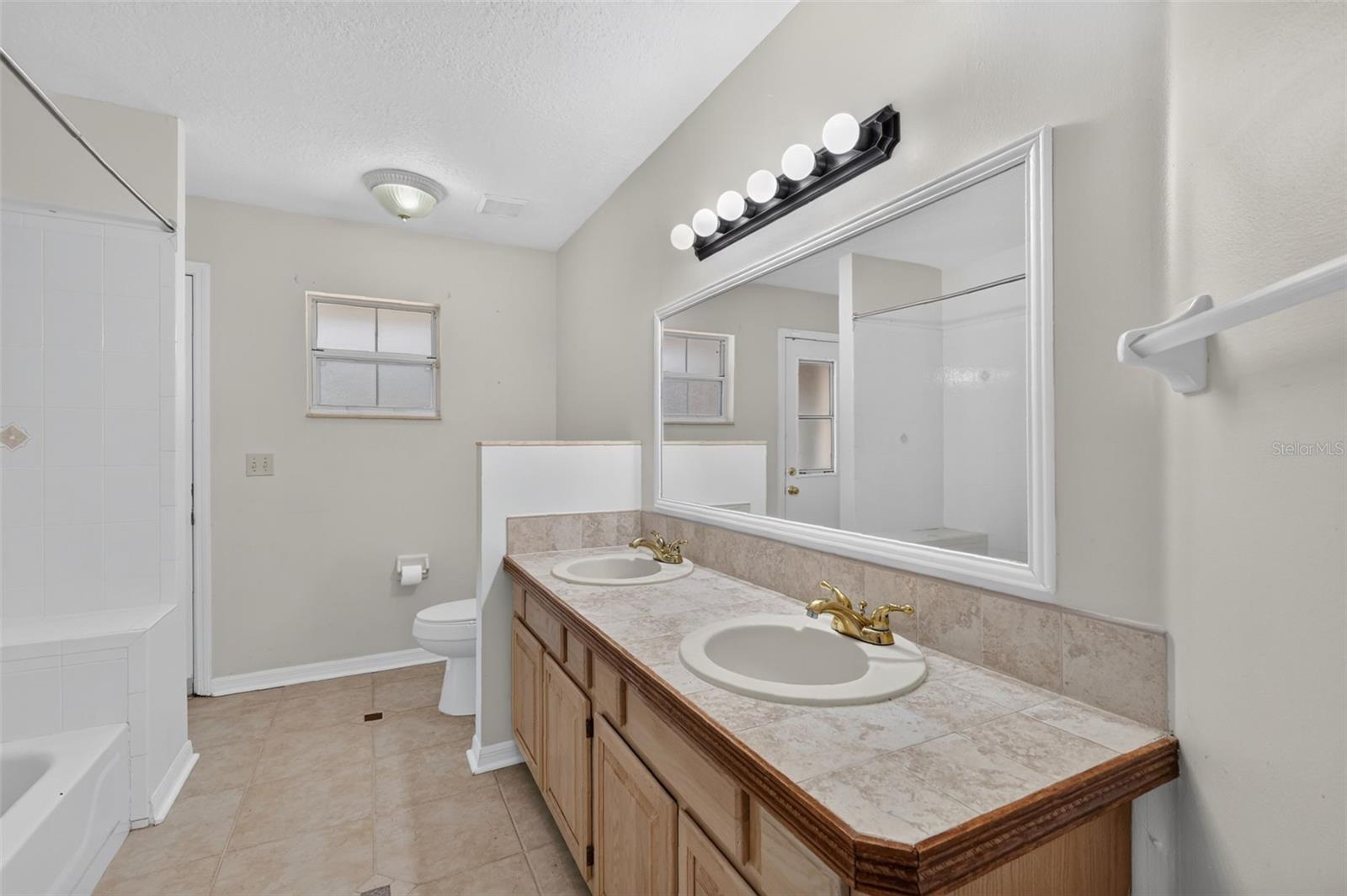 37130 County Road 439 Property Photo 32