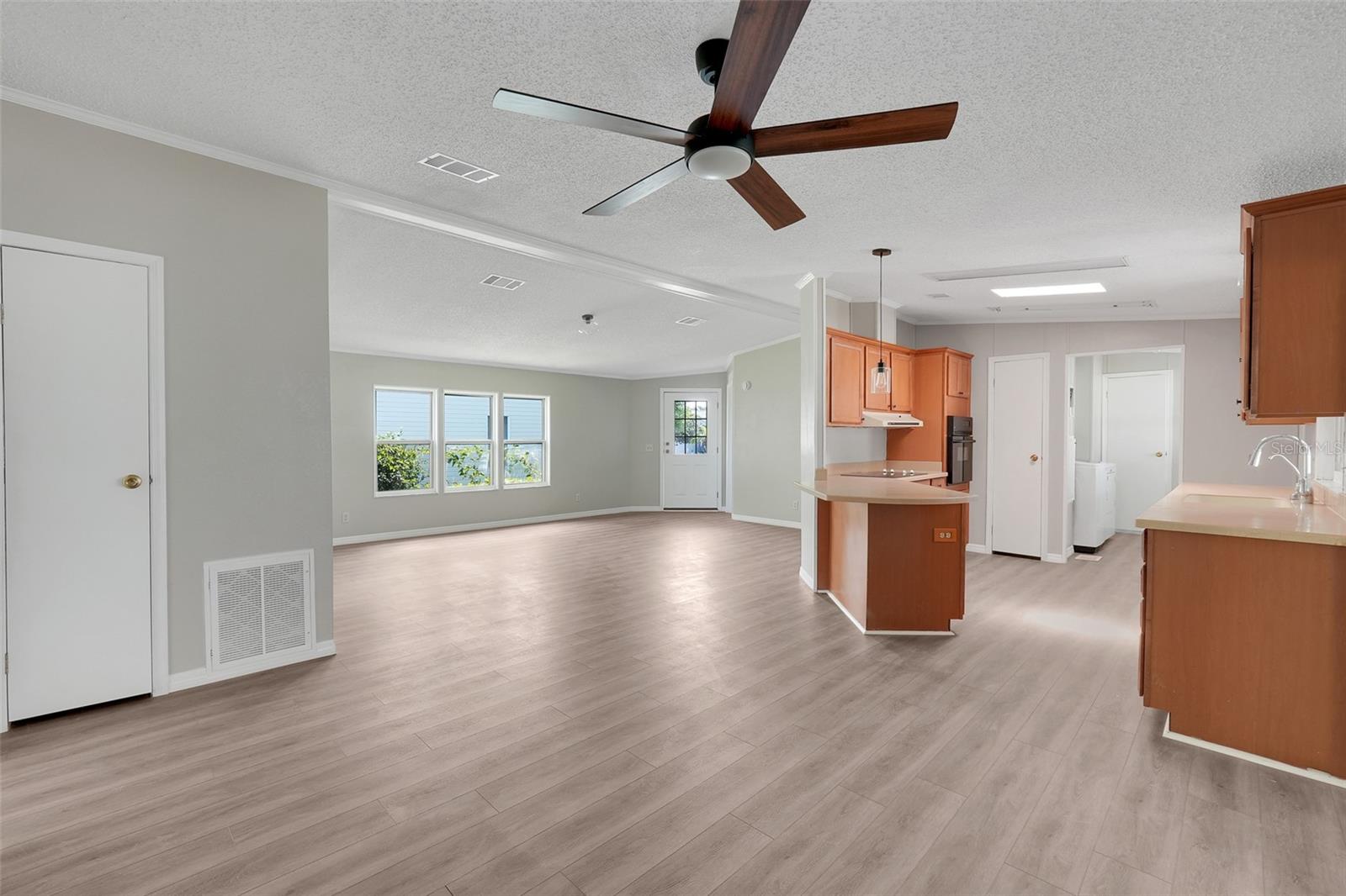 5047 El Destino Dr Property Photo 11
