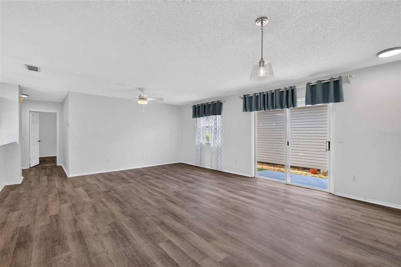 1606 Campos Dr Property Photo 9