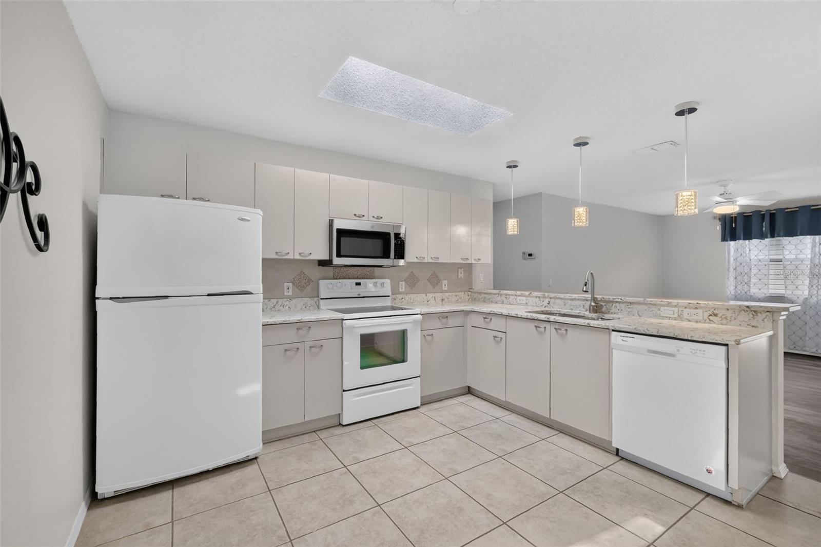 1606 Campos Dr Property Photo 15