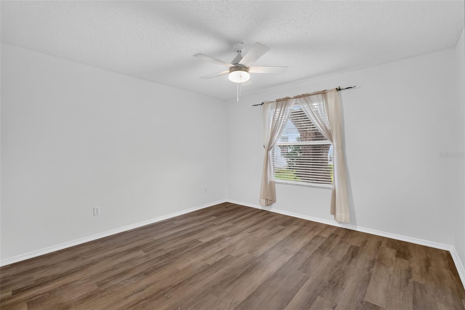 1606 Campos Dr Property Photo 22