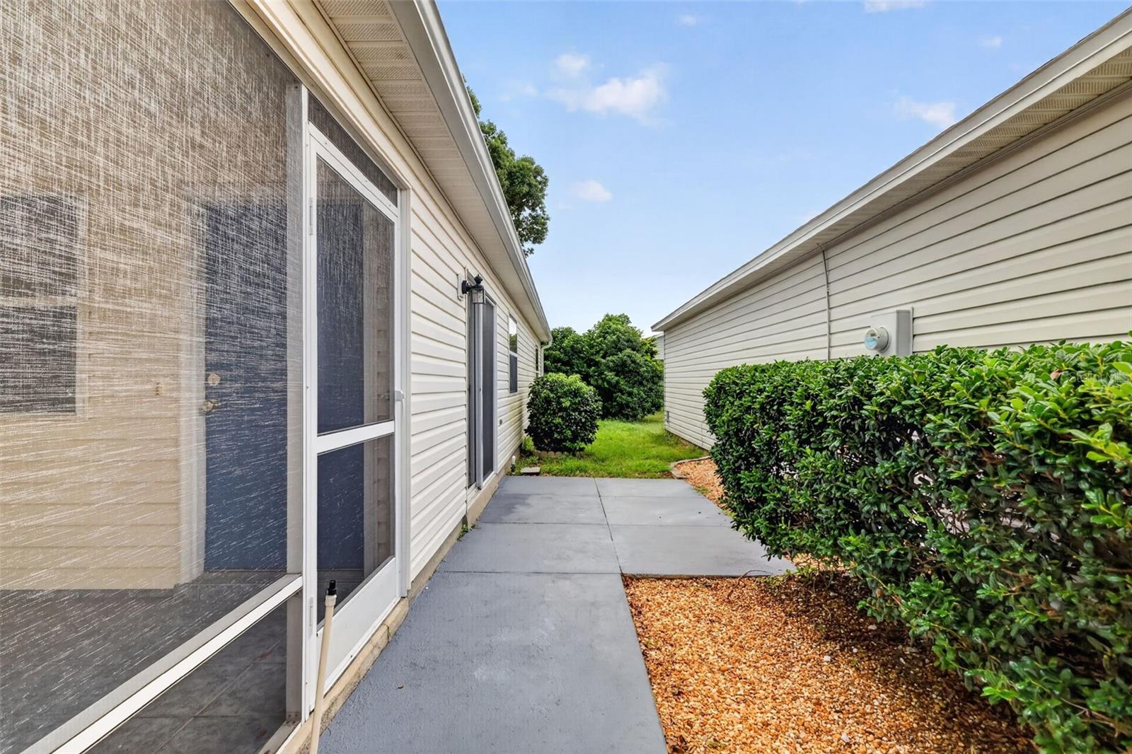 1606 Campos Dr Property Photo 25