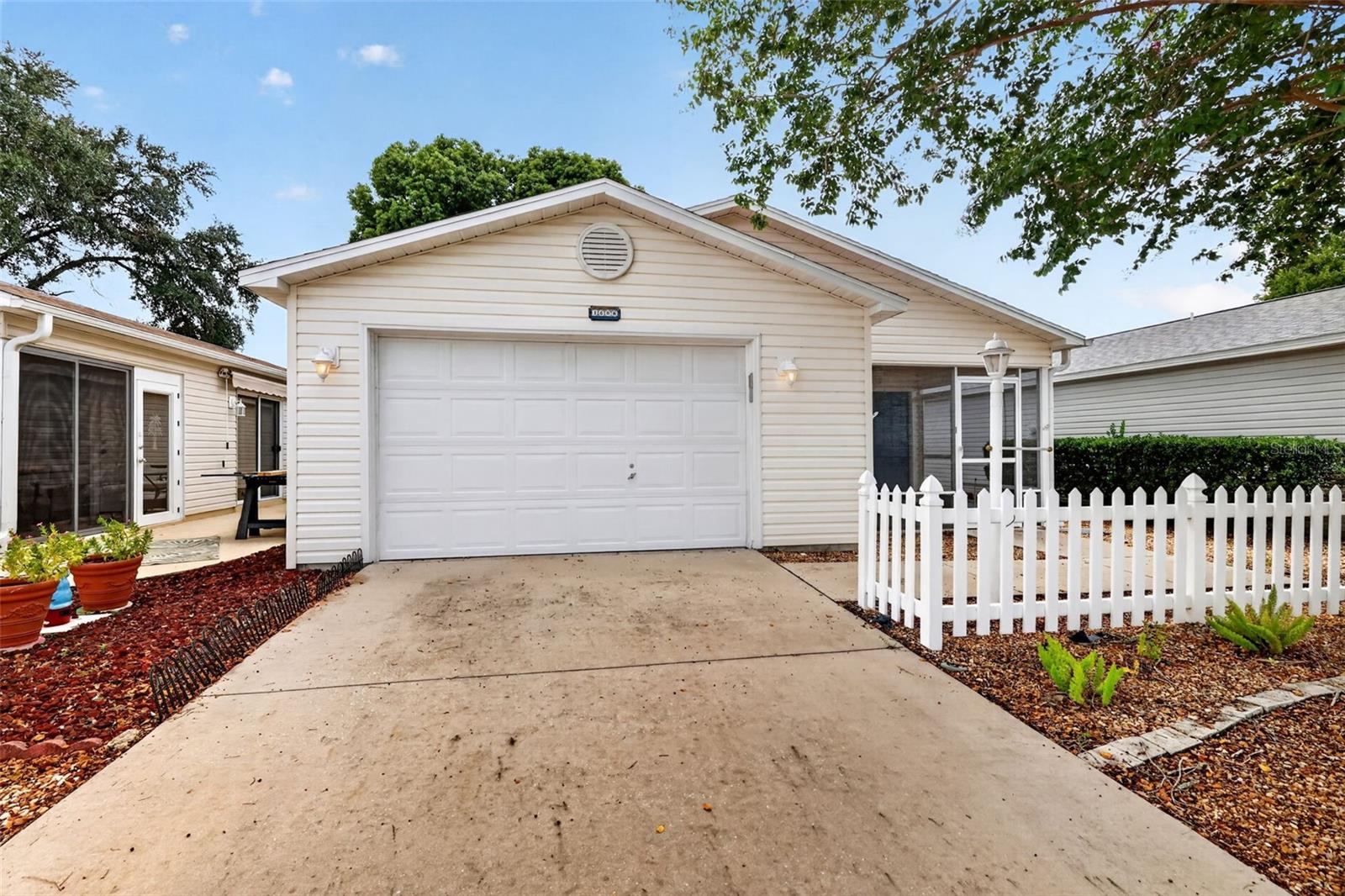 1606 Campos Dr Property Photo 42