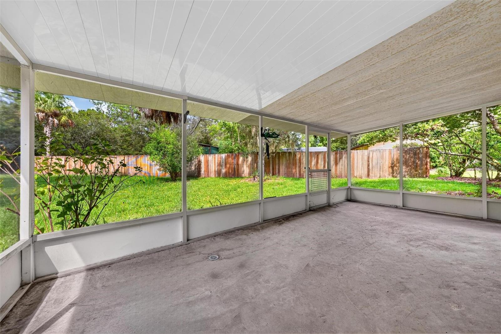 16529 Orange Ave Property Photo 39