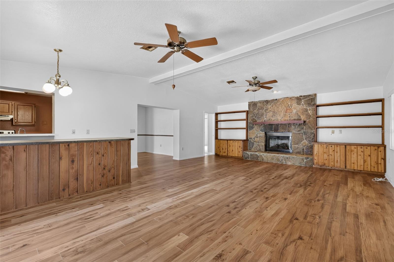 8050 Spring Dr Property Photo 19