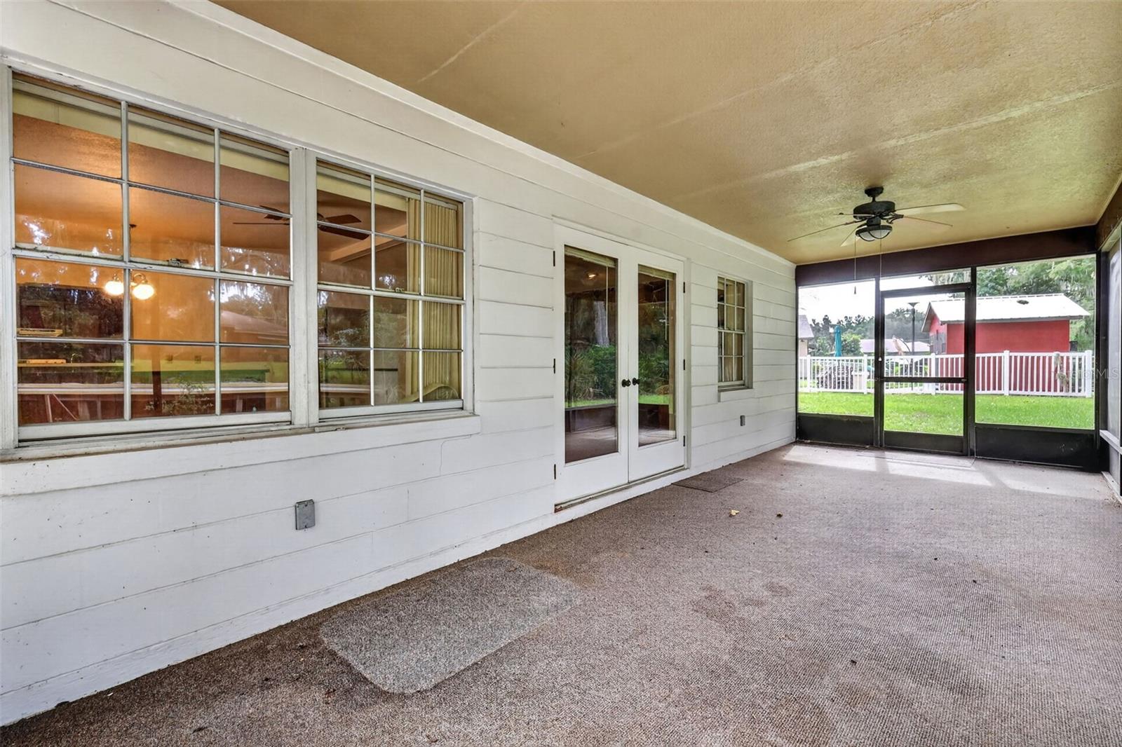 8050 Spring Dr Property Photo 29