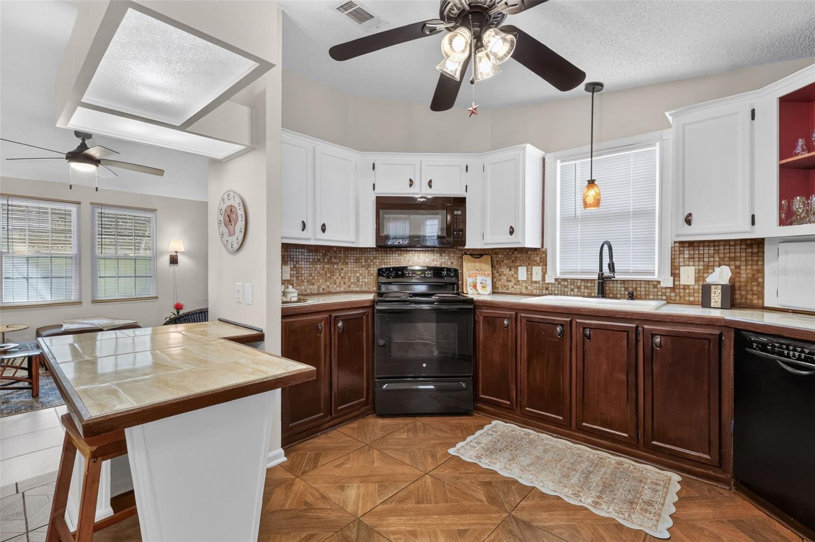 1541 Doral Cir Property Photo 7