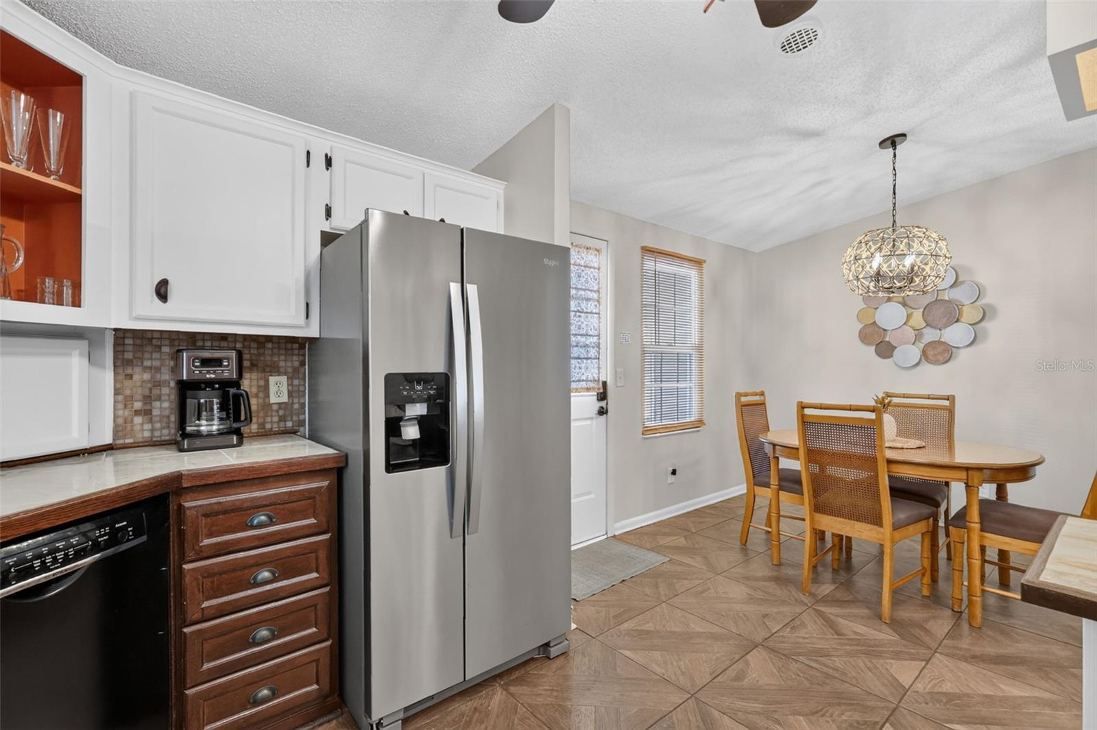 1541 Doral Cir Property Photo 9