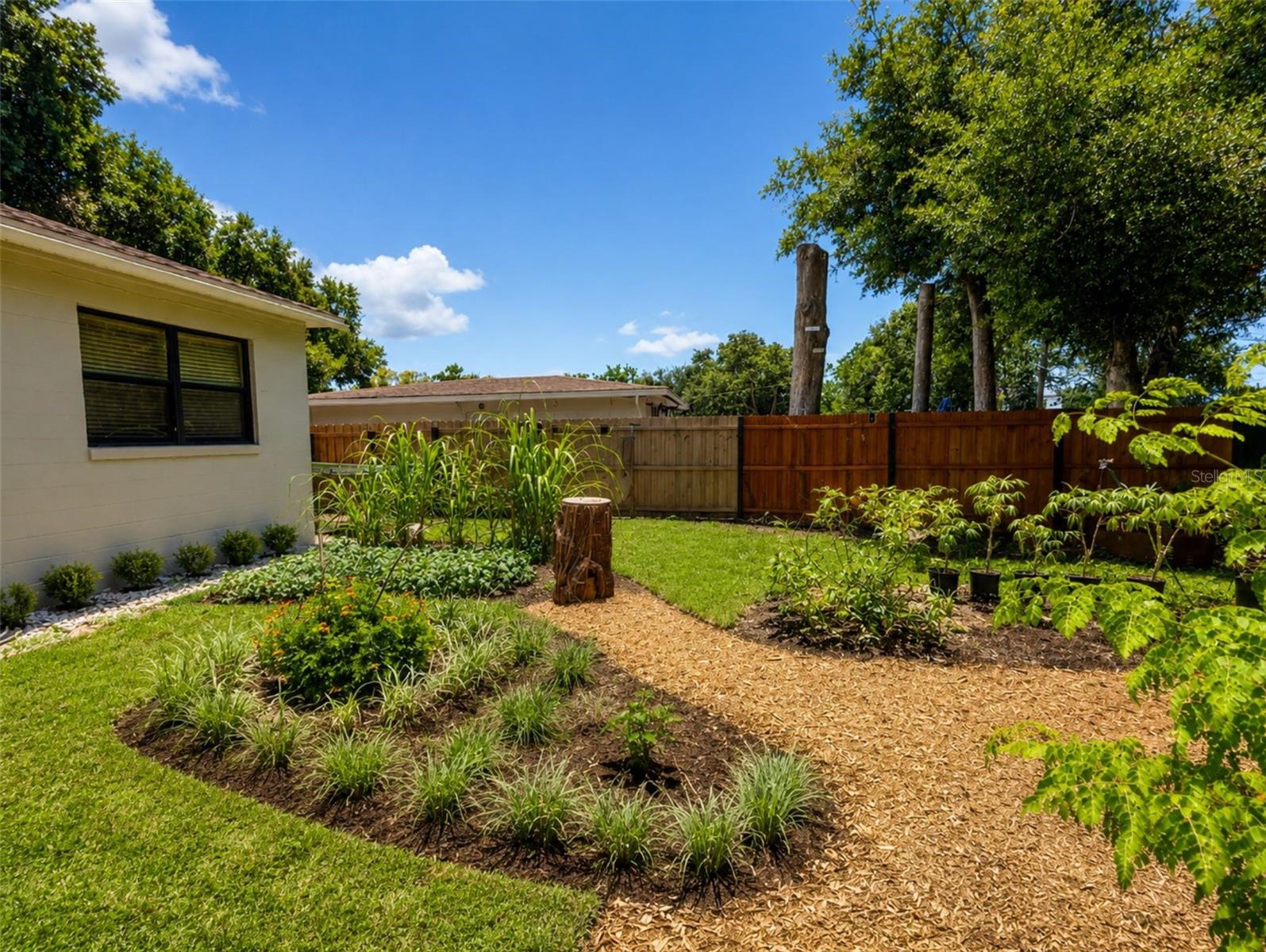 1330 Monterey Dr Property Photo 25