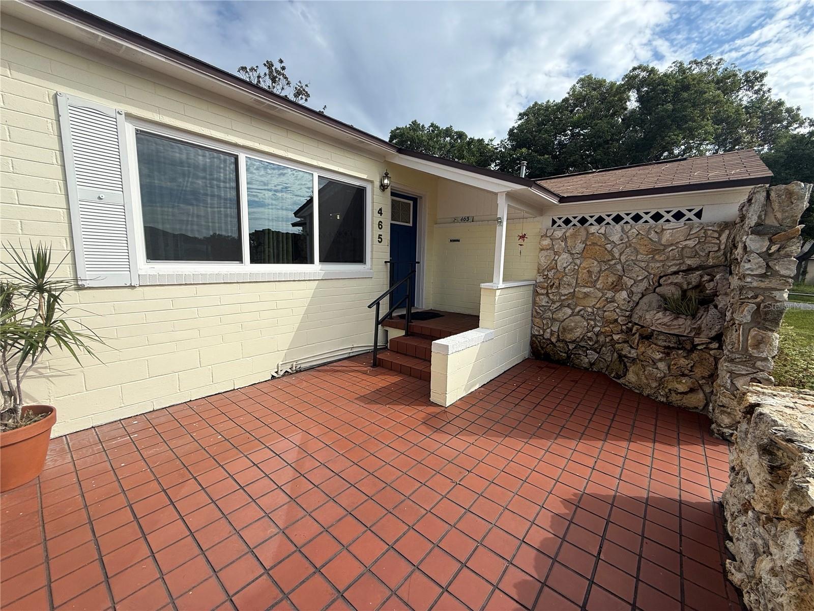 465 Briarcliff Ave Property Photo 2
