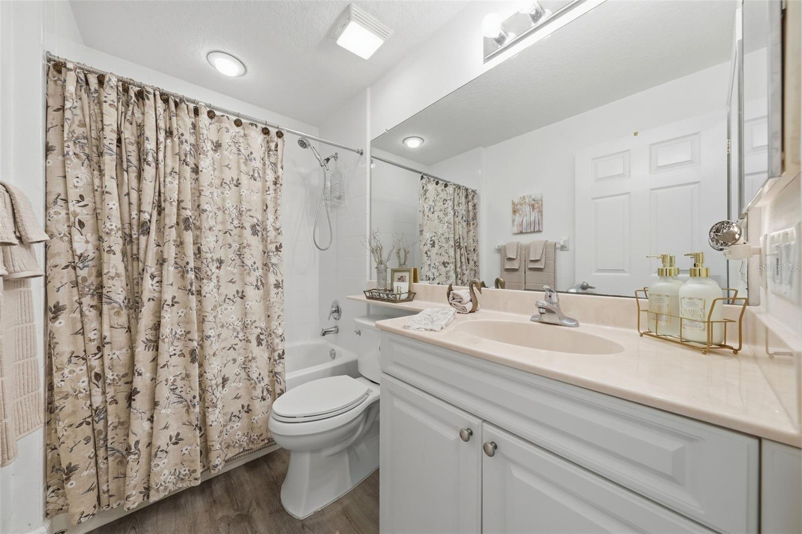 5418 Compass Pt Property Photo 21