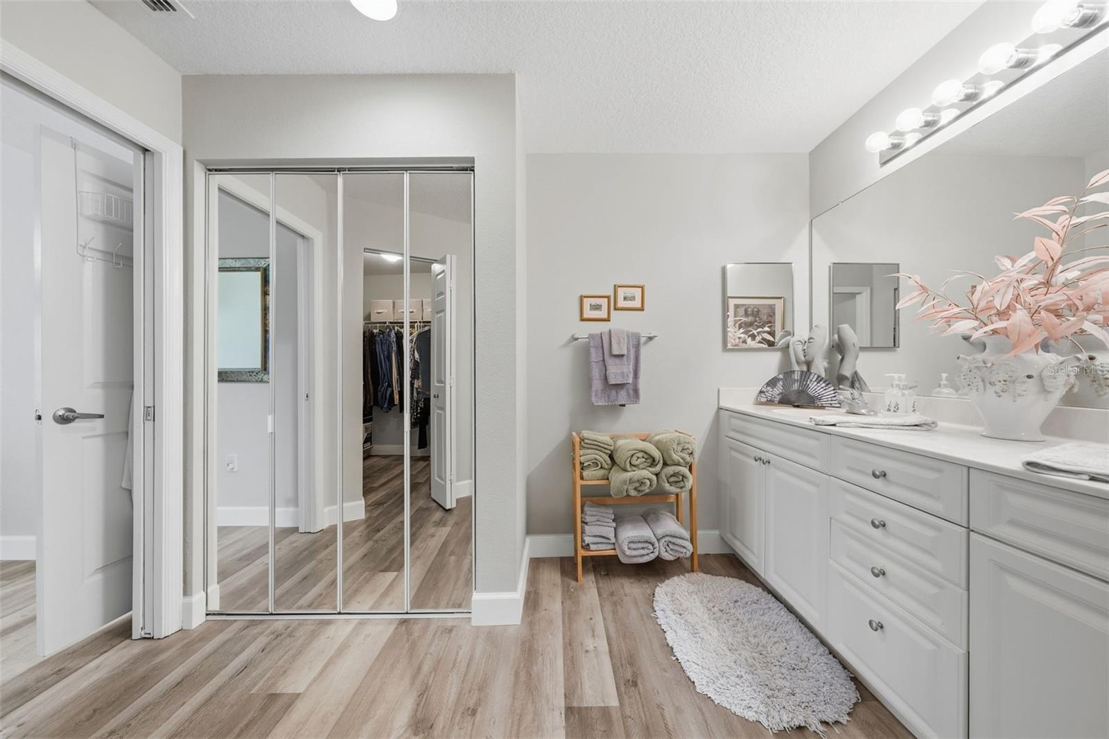 5418 Compass Pt Property Photo 31