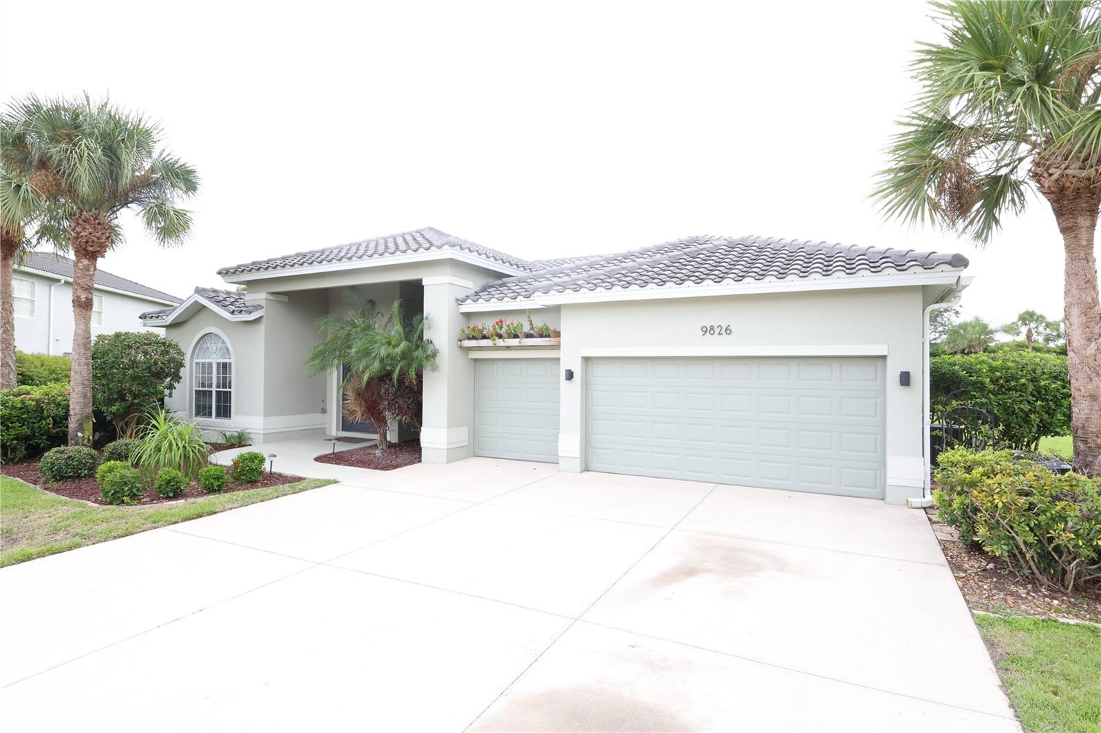 9826 Weather Stone Pl Property Photo 2