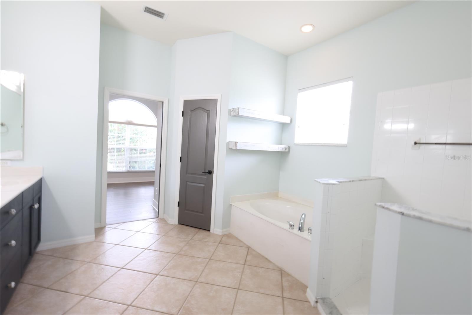9826 Weather Stone Pl Property Photo 10