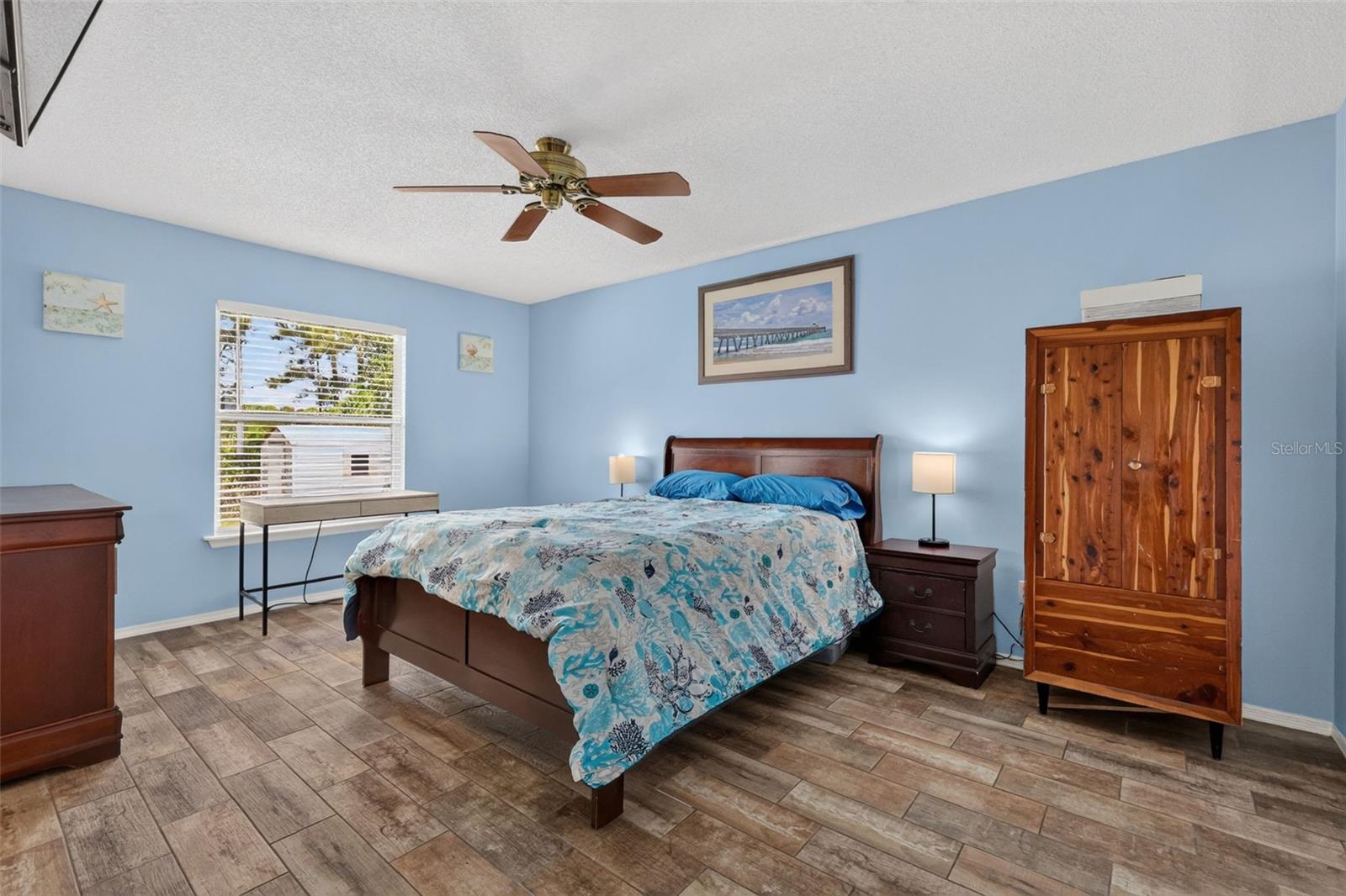39627 Greenbrier St Property Photo 15