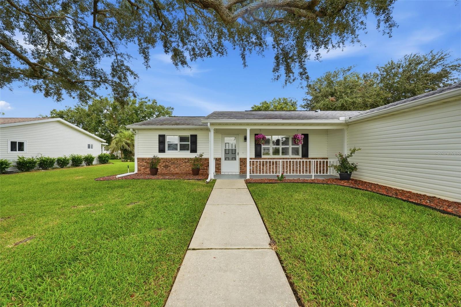 17926 Se 97th Ct Property Photo 4