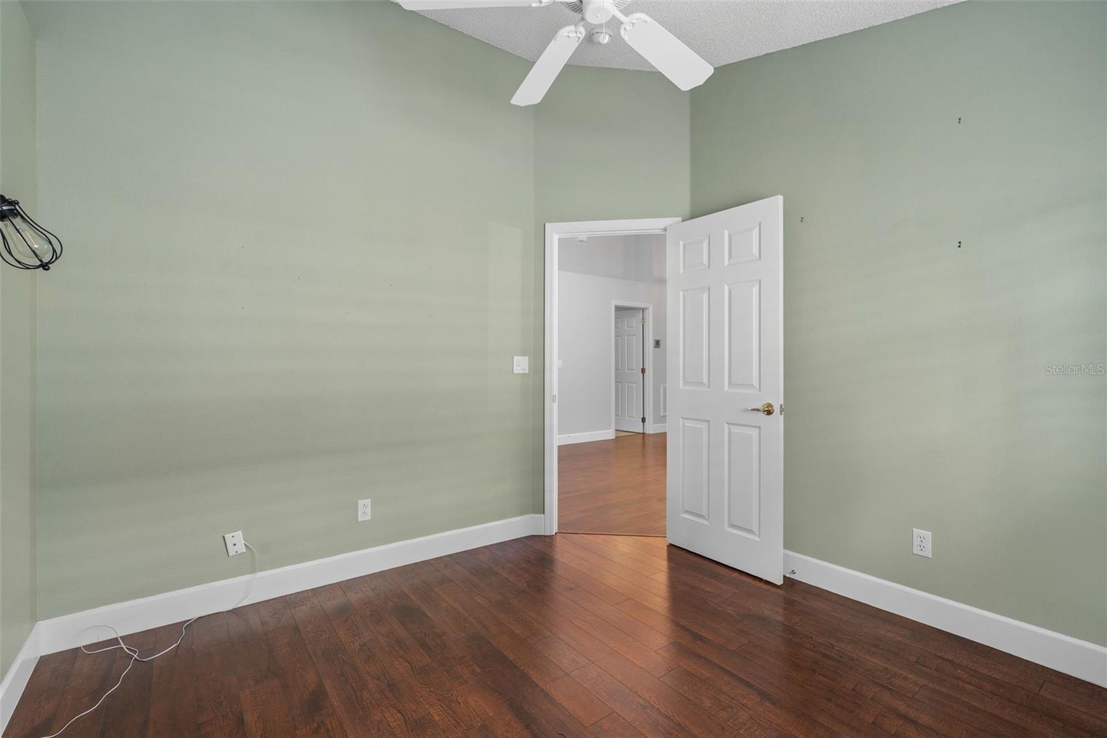 3821 Avon Ct Property Photo 22