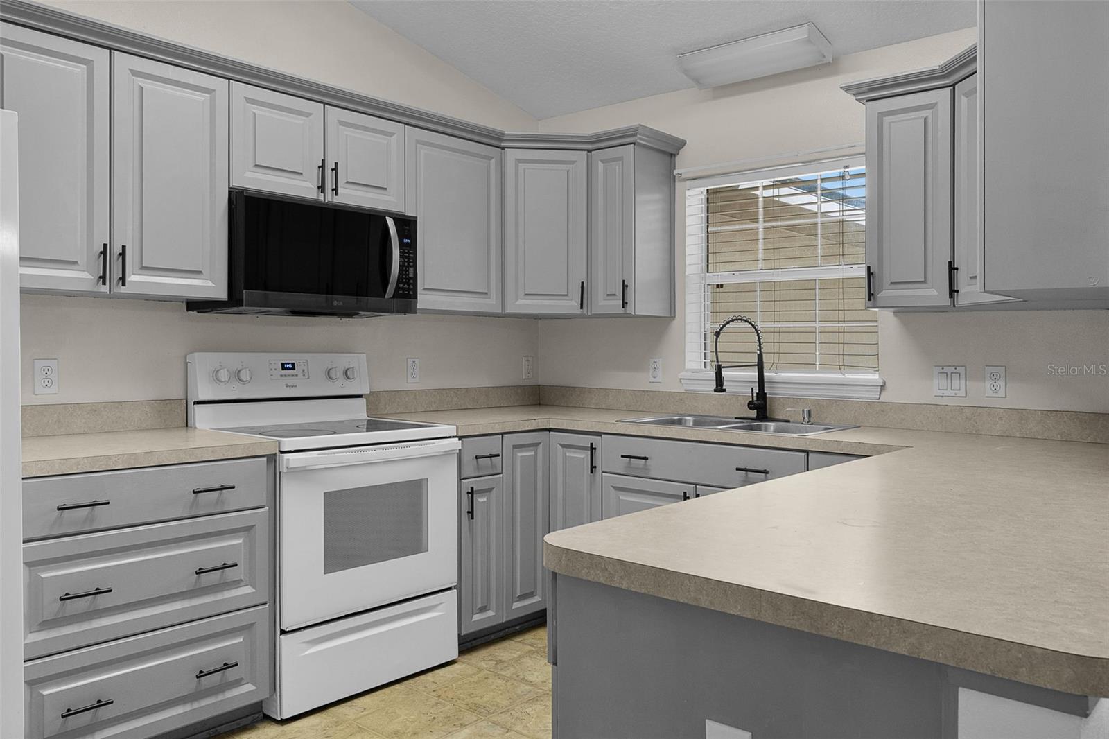 36127 Pine Tree St Property Photo 15