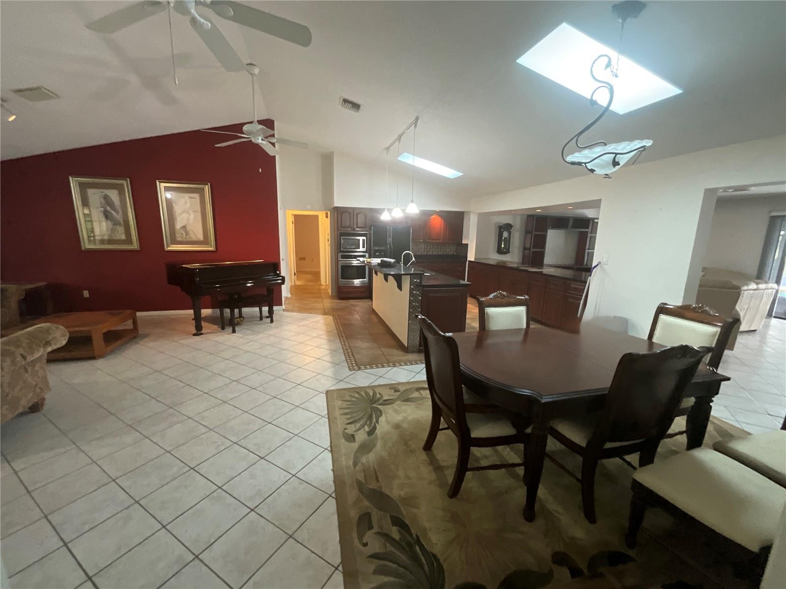 2430 W County Road 44 Property Photo 9