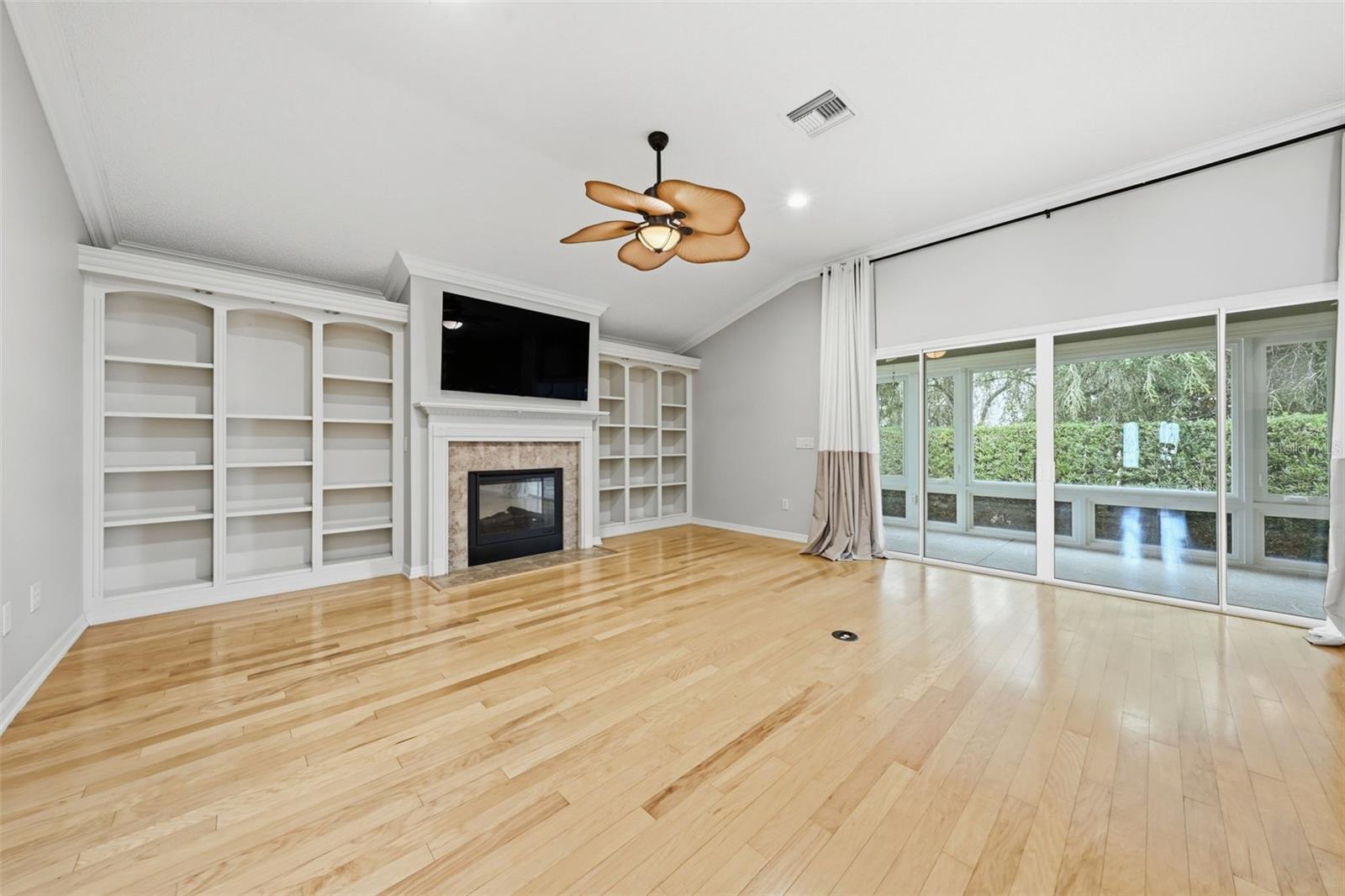 1723 Latta Ct Property Photo 3