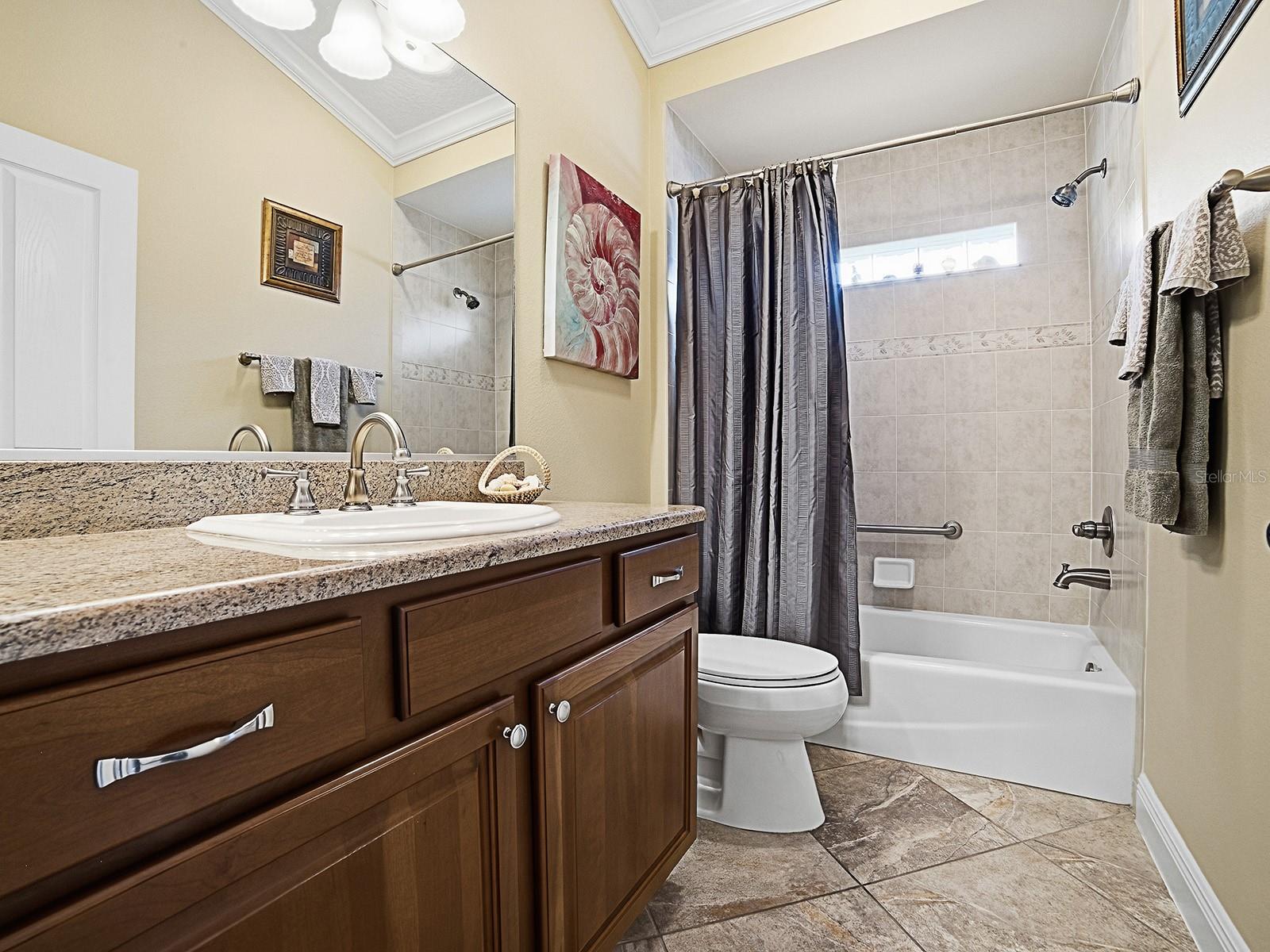 2760 Midland Ter Property Photo 31