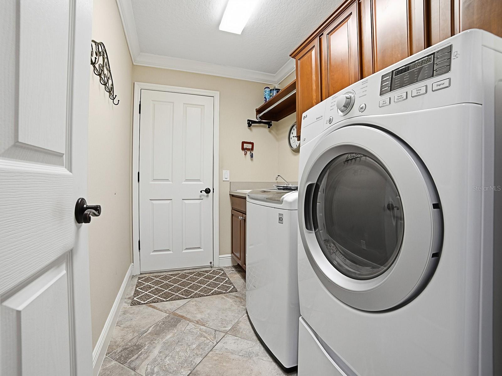 2760 Midland Ter Property Photo 34