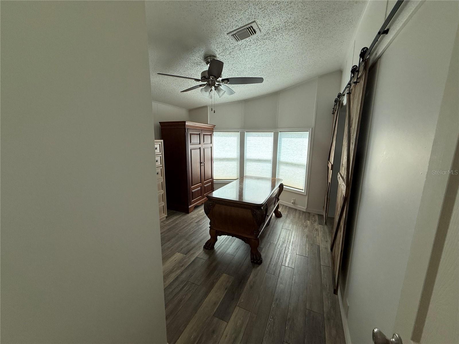 802 Oak Blvd Property Photo 12