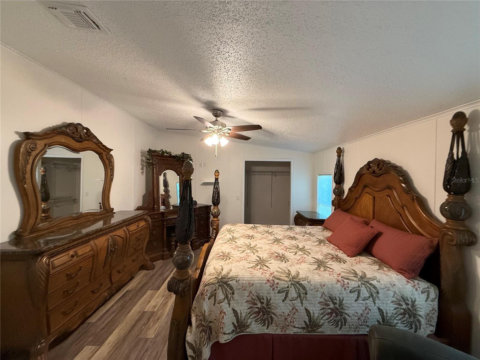 802 Oak Blvd Property Photo 16