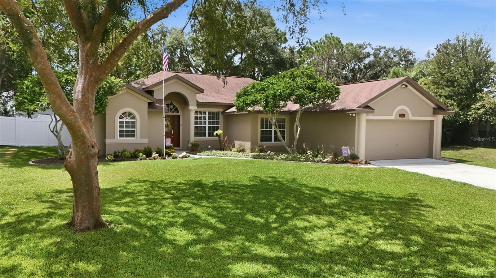 3004 LINMONT LN