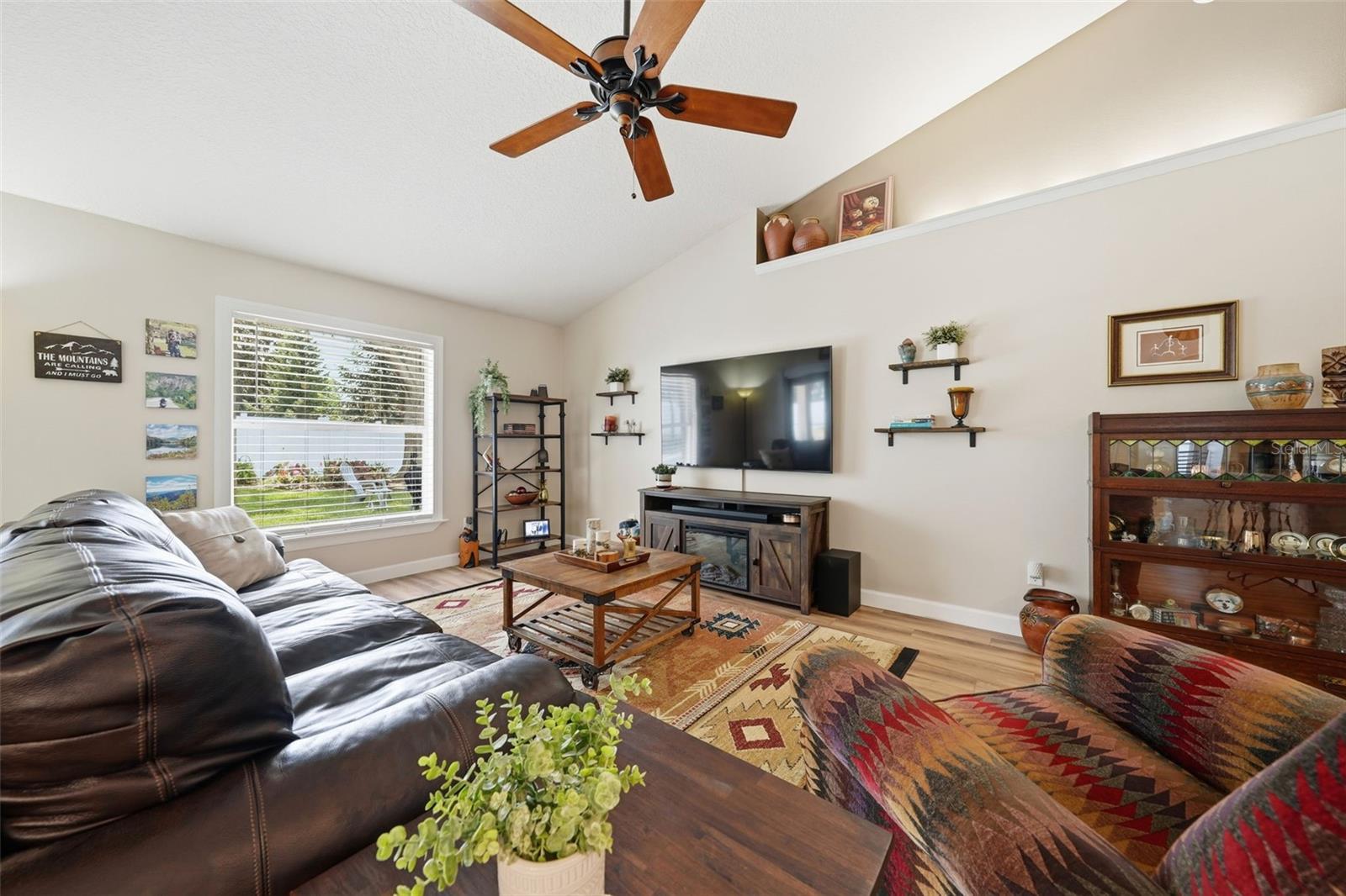 3004 Linmont Ln Property Photo 21