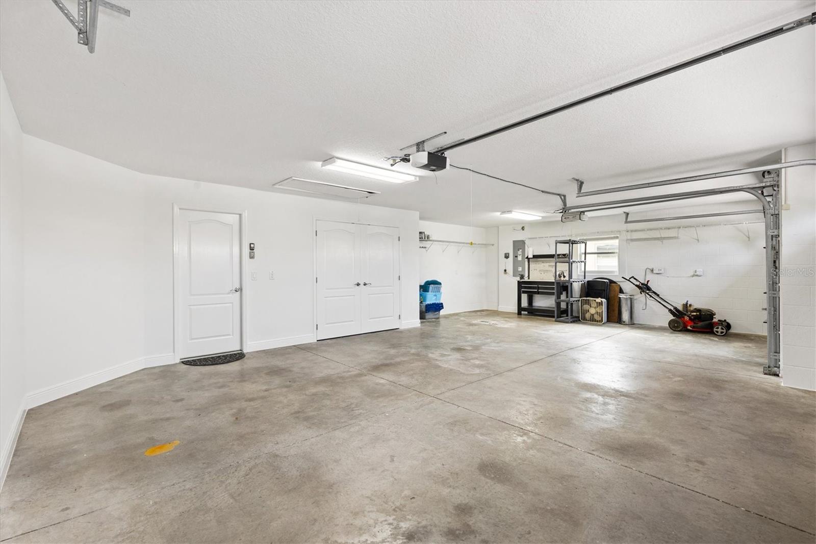 2493 Bachman Path Property Photo 32
