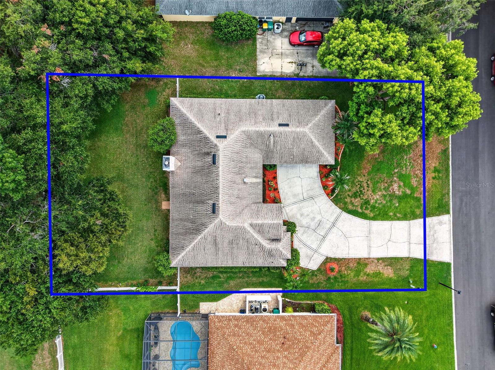 3237 Indian Trl Property Photo 3