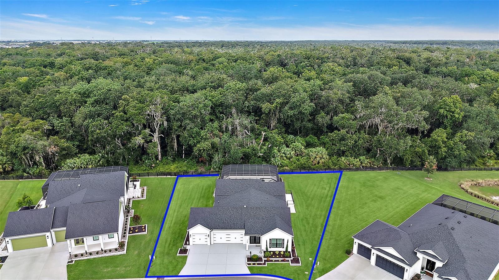 724 Shivers Loop Property Photo 4