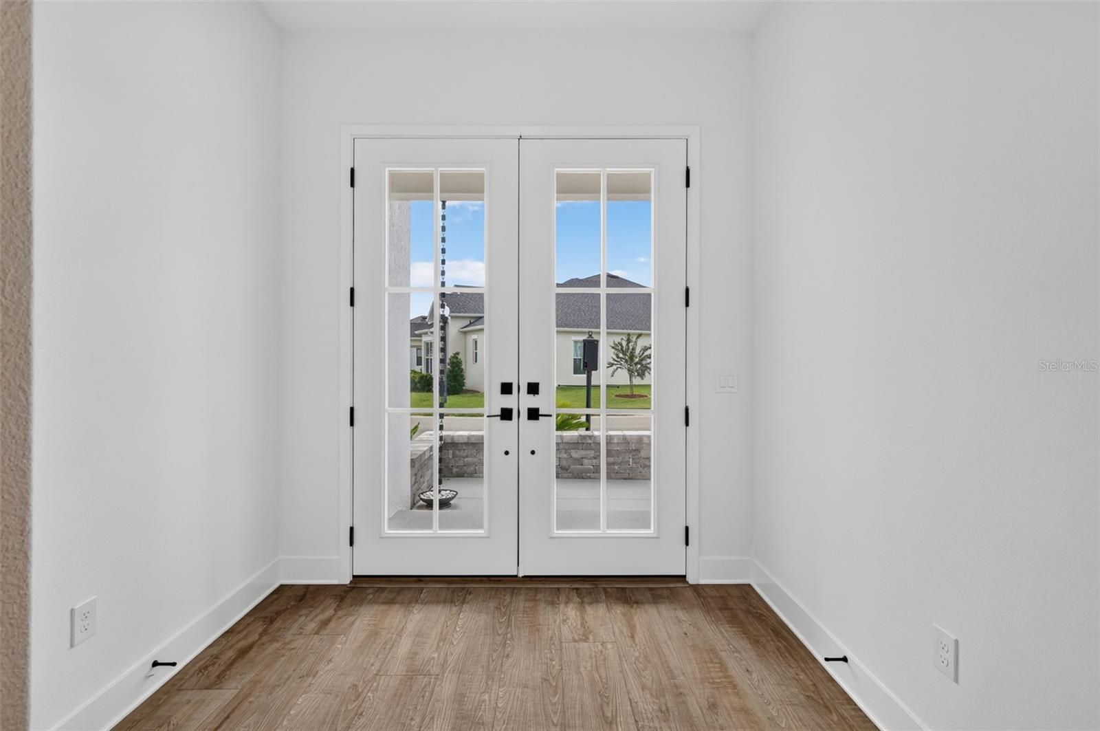 724 Shivers Loop Property Photo 8