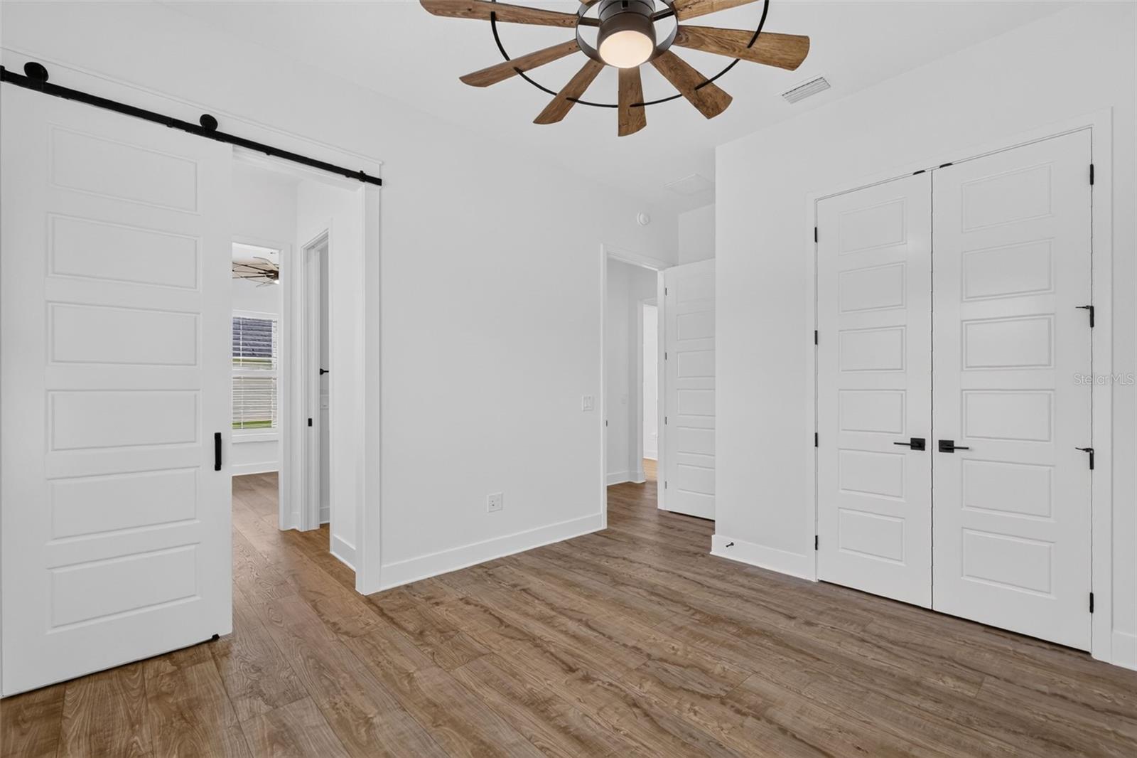 724 Shivers Loop Property Photo 32