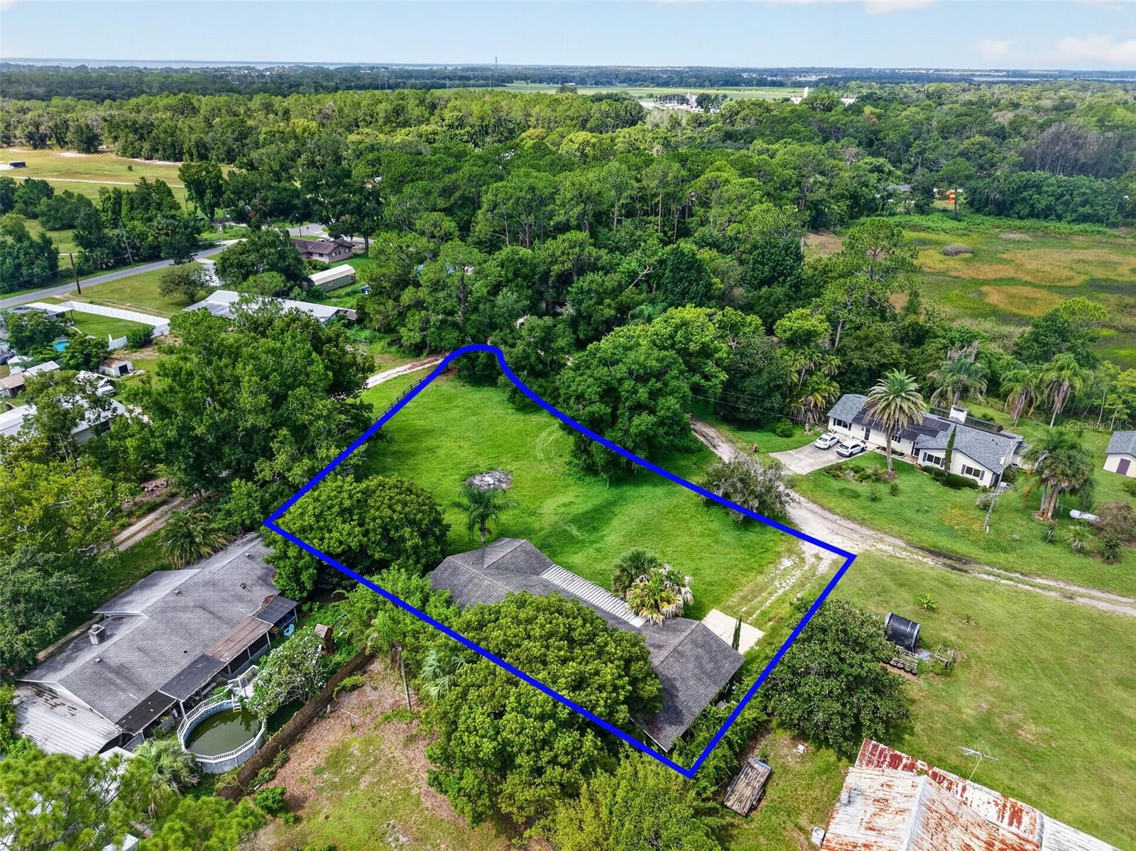 37320 Beach Dr Property Photo 2
