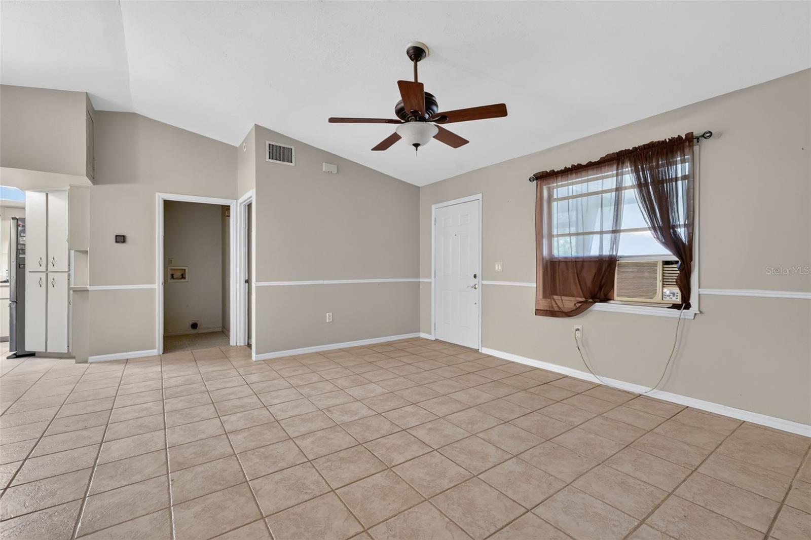 37320 Beach Dr Property Photo 7