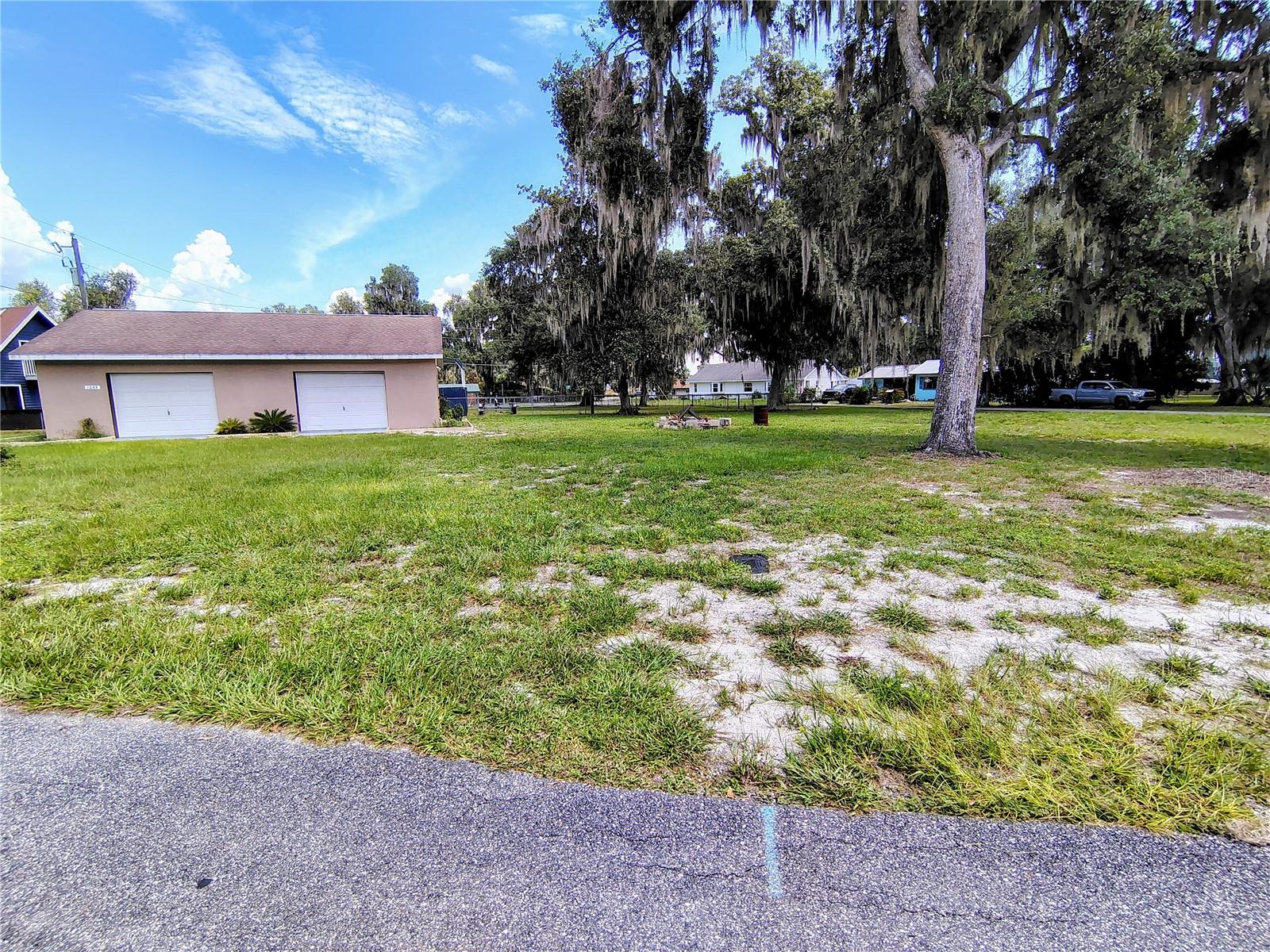 1055 Cr-453 Property Photo 9