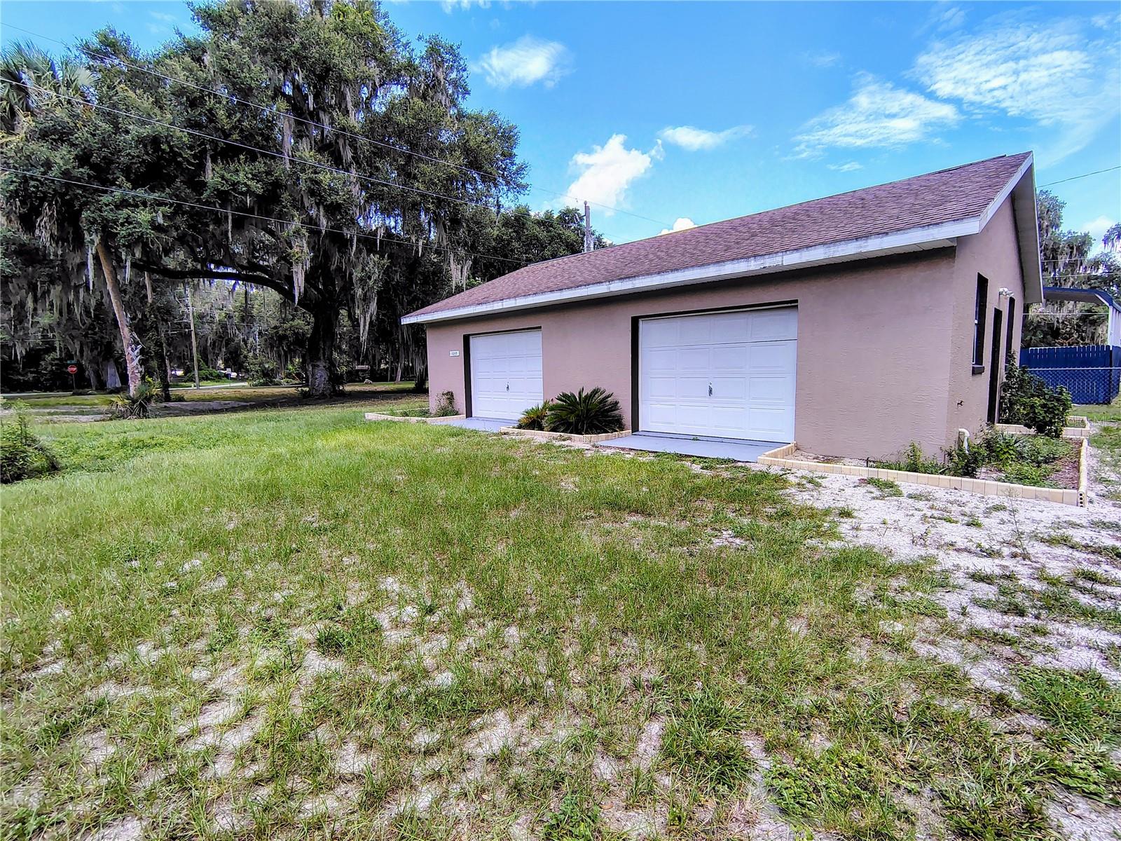1055 Cr-453 Property Photo 10