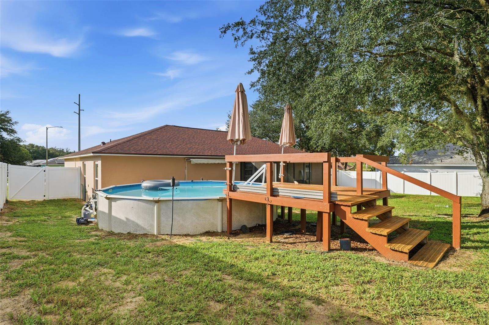 236 Country Lakes Cir Property Photo 37
