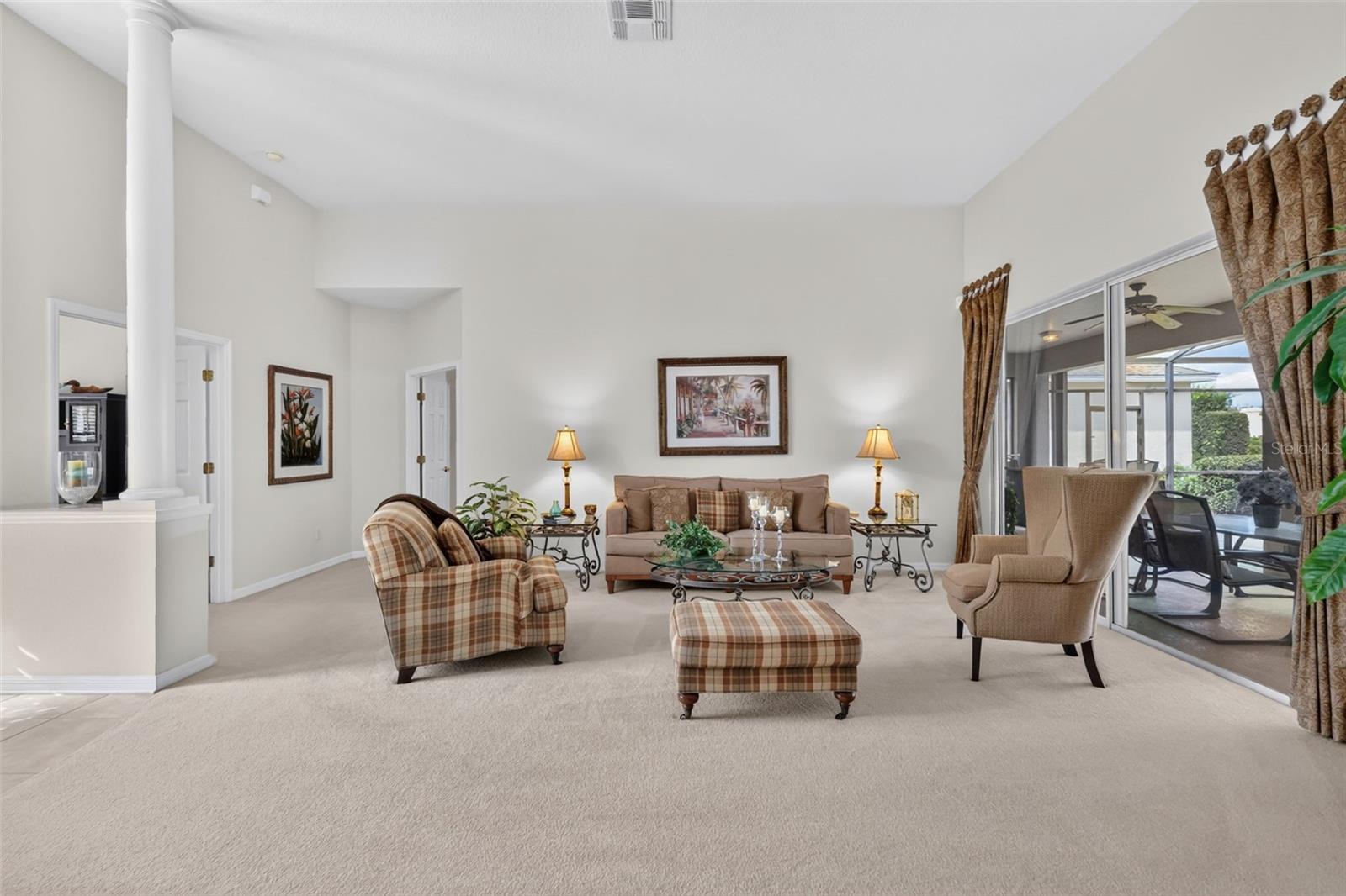 9085 Laurel Ridge Dr Property Photo 5