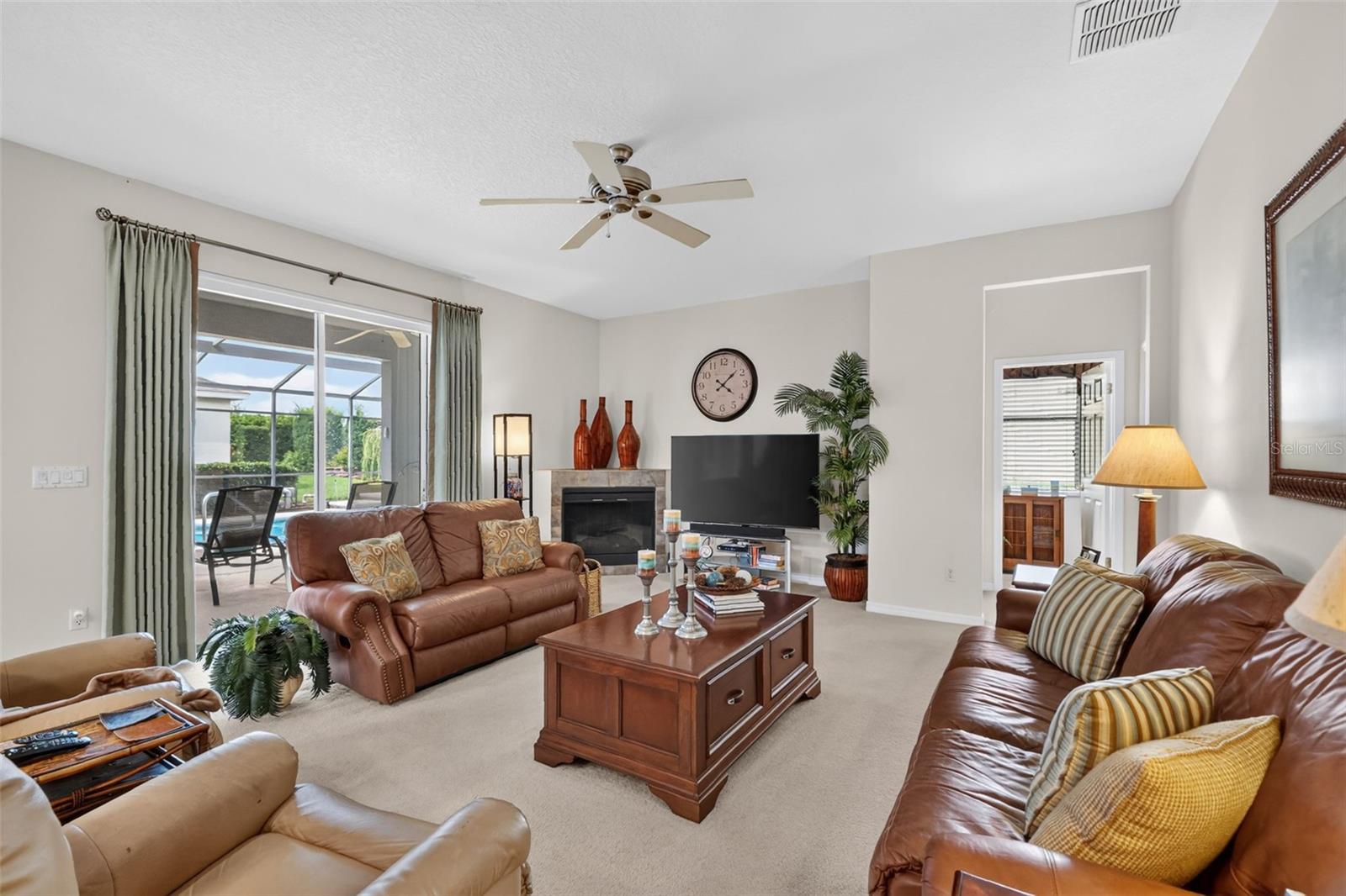9085 Laurel Ridge Dr Property Photo 16