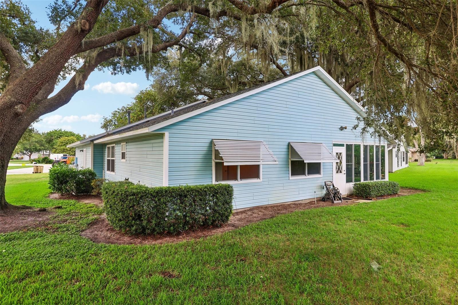 1607 Selkirk Dr Property Photo 44
