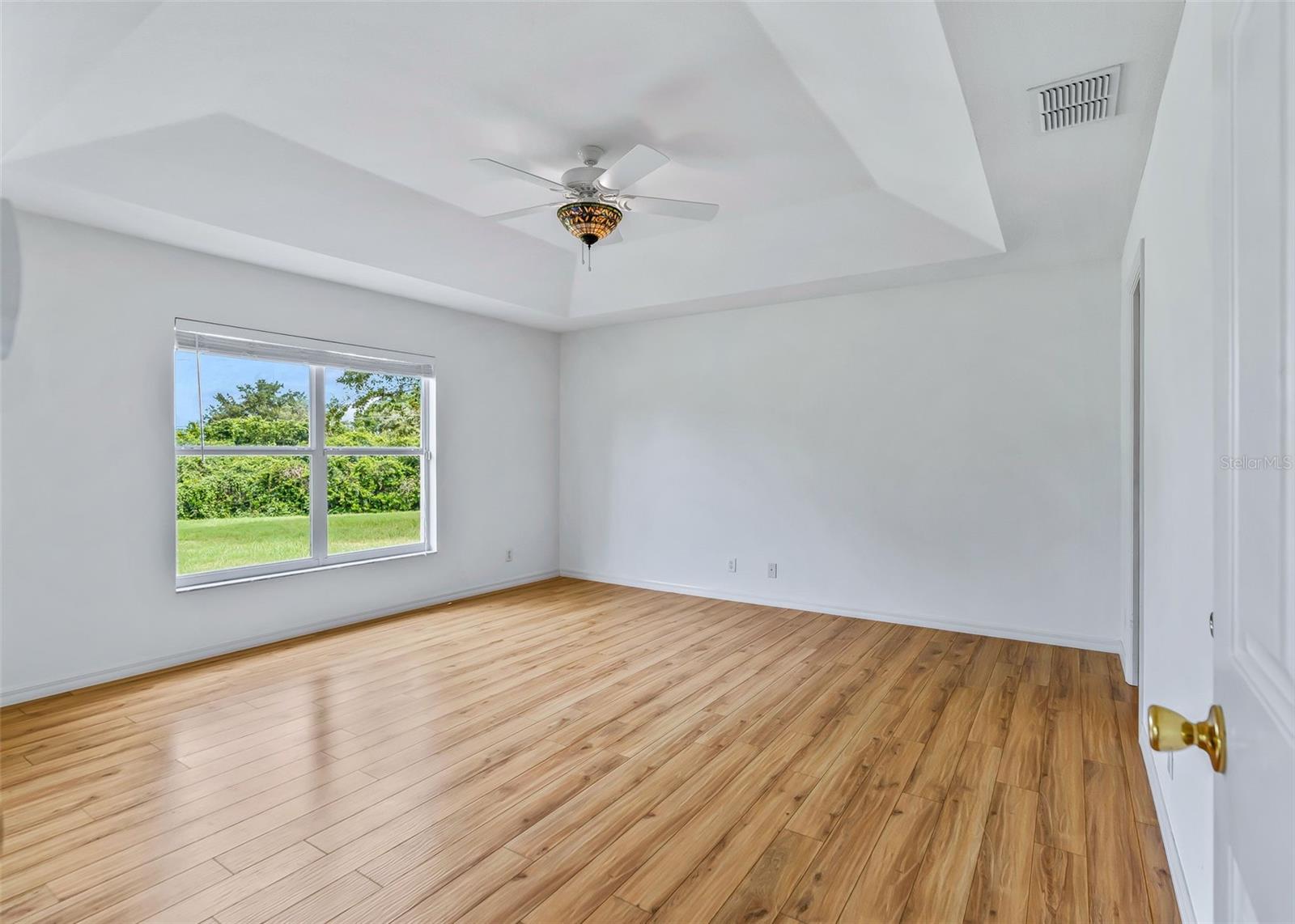 5123 Grove Mnr Property Photo 18