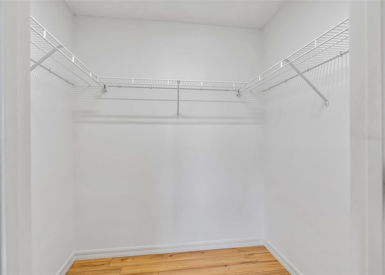 5123 Grove Mnr Property Photo 24