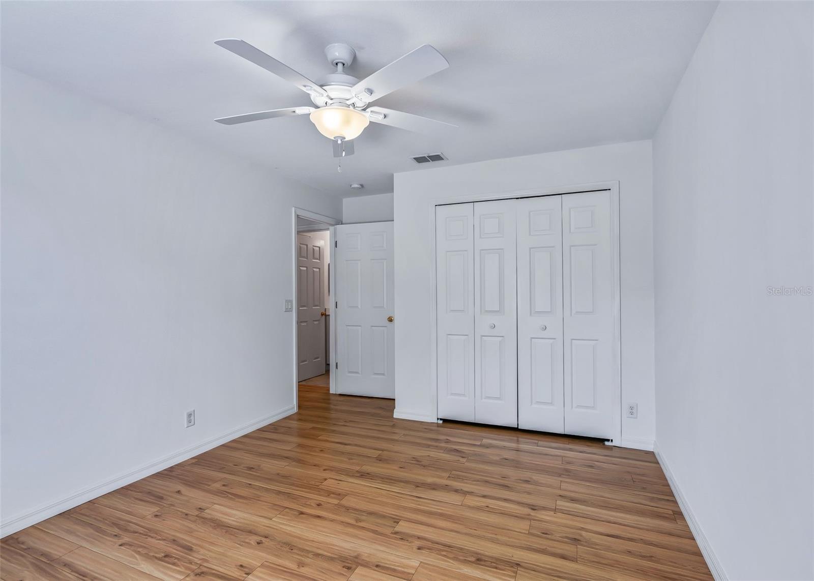 5123 Grove Mnr Property Photo 26