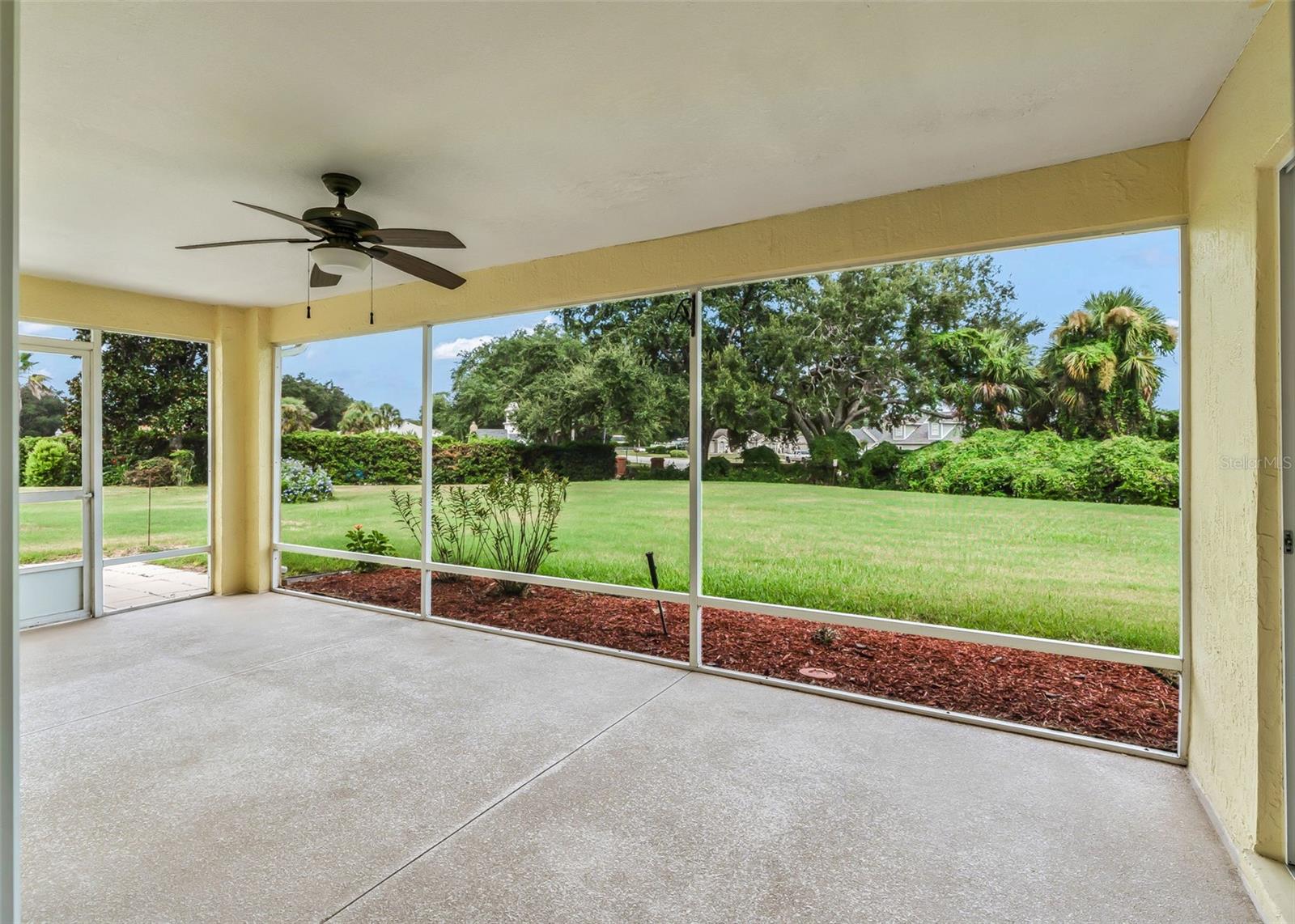 5123 Grove Mnr Property Photo 31